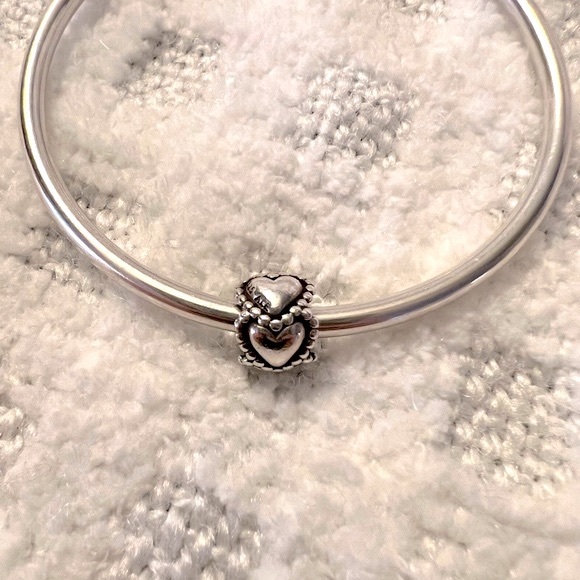 DISCONTINUED Pandora Everlasting Love Charm - Picture 3 of 6